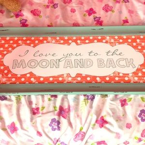 Girls picture “I love you to the moon and back”